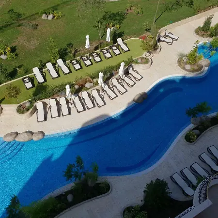 Deal, Harmony Suites 12 * סאני ביץ'