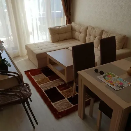 Deal, Harmony Suites 12 דירה *