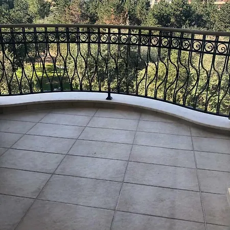 Deal, Harmony Suites 12 *