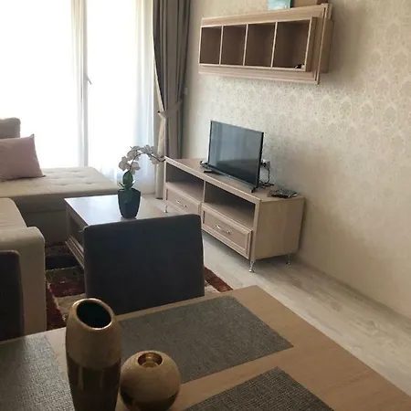 Deal, Harmony Suites 12 *