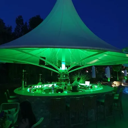Deal, Harmony Suites 12 * Σάνι Μπιτς