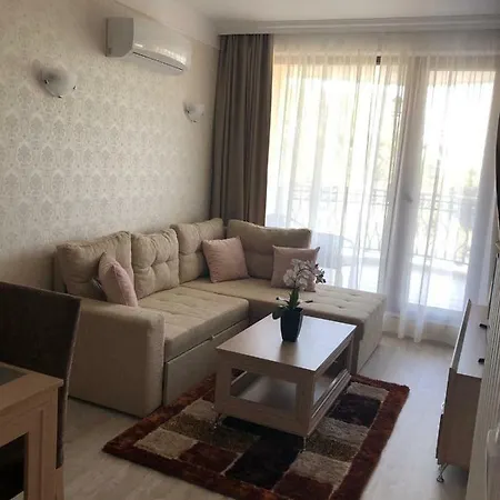 Deal, Harmony Suites 12 * Slantschew brjag