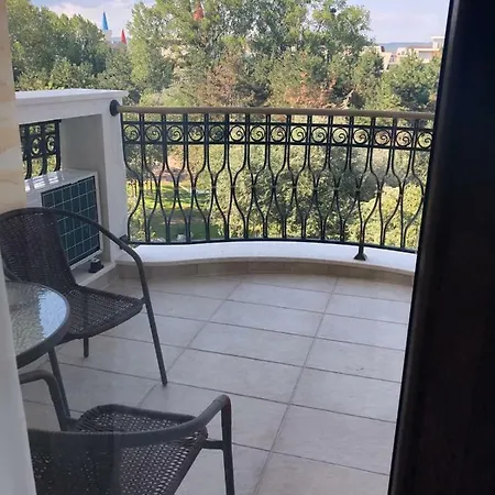 Deal, Harmony Suites 12 *