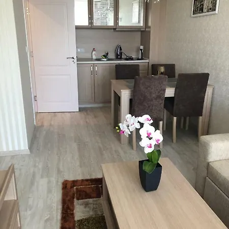 Deal, Harmony Suites 12 Apartment Slantschew brjag